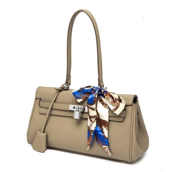designer luxury bag design hand and fashion autumn winter versatile large capacity one shoulder slant span bride women's leather handba
designer luxury bag design hand and fashion autumn winter versatile large capacity one shoulder slant span bride women's leather handba
