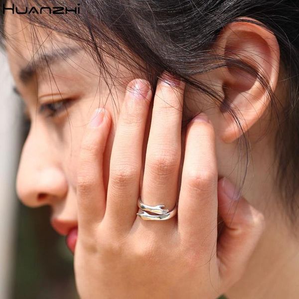cluster rings huanzhi 2021 human hand hug metal tibetan silver vintage open adjustable ring for women men couple gifts jewelry, Golden;silver
cluster rings huanzhi 2021 human hand hug metal tibetan silver vintage open adjustable ring for women men couple gifts jewelry, Golden;silver