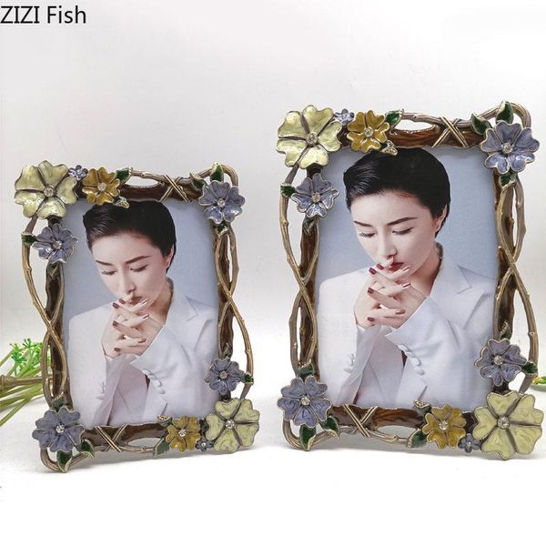 floral border picture frame lace po family portrait frames for pictures bedside table ornaments vintage home decor
floral border picture frame lace po family portrait frames for pictures bedside table ornaments vintage home decor