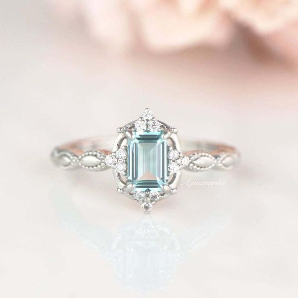 wedding rings eparbers elegant rectangular cut aqua blue cubic zirconia queen white gold color for women band anniversary gift, Slivery;golden
wedding rings eparbers elegant rectangular cut aqua blue cubic zirconia queen white gold color for women band anniversary gift, Slivery;golden