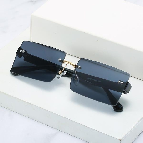 outdoor eyewear selling small size rectangular fashion individual rimless men women sunglasses
outdoor eyewear selling small size rectangular fashion individual rimless men women sunglasses