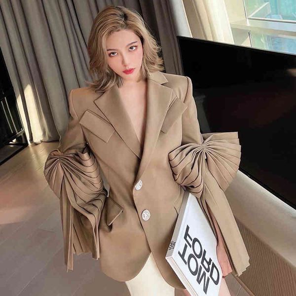 women's suits & blazers deat fashion winter and adjustment clothes sheathed kahki unique color breasted blazer high waist wp94504l pvrp, White;black
women's suits & blazers deat fashion winter and adjustment clothes sheathed kahki unique color breasted blazer high waist wp94504l pvrp, White;black