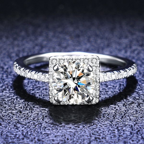 platinum diamond test passed excellent cut color high clarity moissanite square cushion ring silver 925 jewelry, Slivery;golden
platinum diamond test passed excellent cut color high clarity moissanite square cushion ring silver 925 jewelry, Slivery;golden