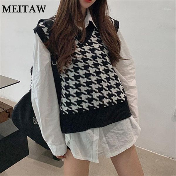 women autumn winter knitted sweater vest 2021 casual sleeveless v neck loose jumper korean houndstooth pullover women's sweaters, White;black
women autumn winter knitted sweater vest 2021 casual sleeveless v neck loose jumper korean houndstooth pullover women's sweaters, White;black