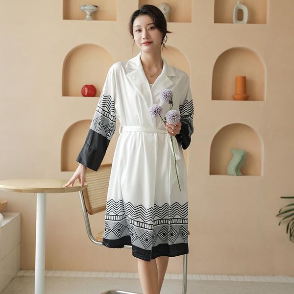 satijnen pyjama summer camisones y batas de seda mujer peignoir satin femme silk mid-length robe bathrobe home wear women's sleepwear, Black;red
satijnen pyjama summer camisones y batas de seda mujer peignoir satin femme silk mid-length robe bathrobe home wear women's sleepwear, Black;red
