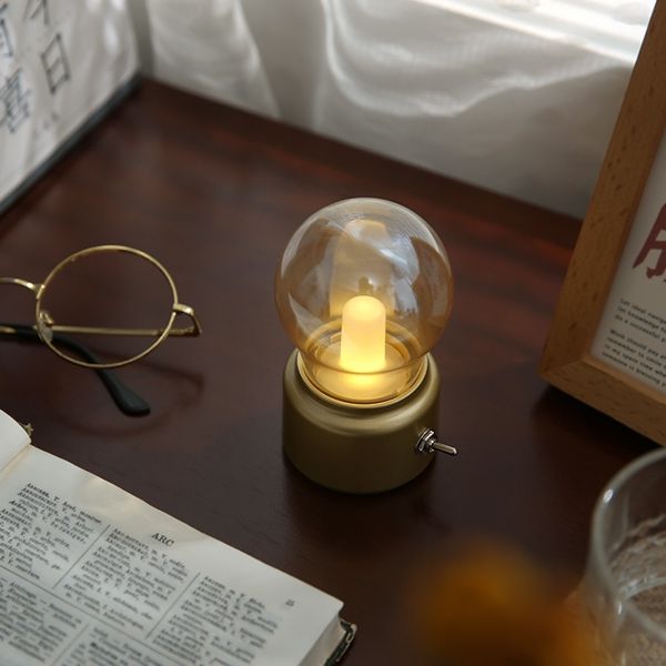 no turning over in small days: artistic bulb night light usb charging wireless deskdecoration
no turning over in small days: artistic bulb night light usb charging wireless deskdecoration