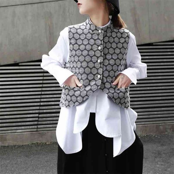 fashion vintage chic polka dot patter dobby women vest spring summer tank single breasted double pockets coat 210519, Black;white
fashion vintage chic polka dot patter dobby women vest spring summer tank single breasted double pockets coat 210519, Black;white