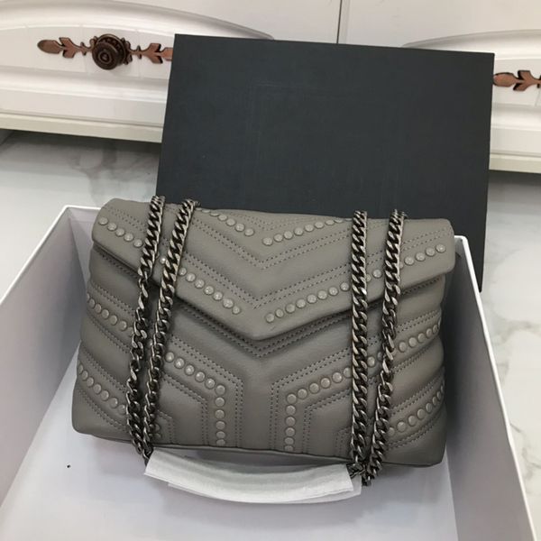 designer red chain shoulder bag 2021 ladies luxury flap bags genuine leather leathers evening totes retro casual brand handbag 8800
designer red chain shoulder bag 2021 ladies luxury flap bags genuine leather leathers evening totes retro casual brand handbag 8800