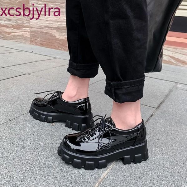 dress shoes spring autumn thick round toe single patent leather platform sneakers women's outdoor plus size 34-46, Black
dress shoes spring autumn thick round toe single patent leather platform sneakers women's outdoor plus size 34-46, Black