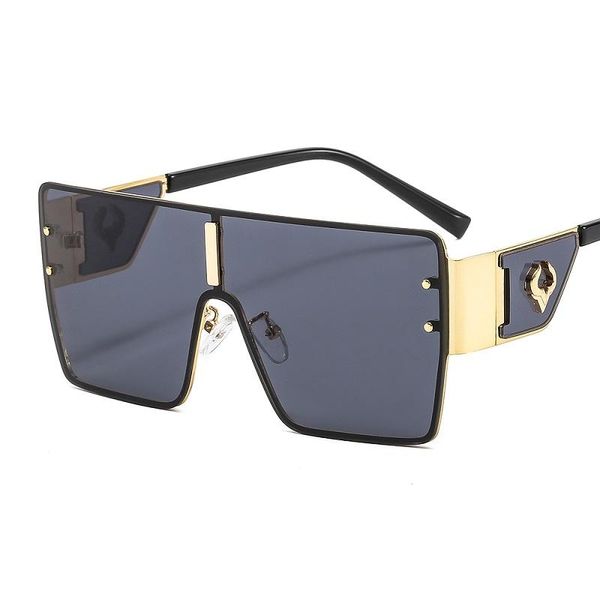sunglasses zly 2021 fashion square men women bull logo frame gradients lens designer metal decorate sun glasses, White;black
sunglasses zly 2021 fashion square men women bull logo frame gradients lens designer metal decorate sun glasses, White;black