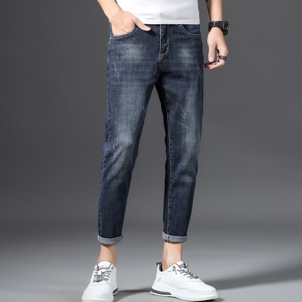 four 2020 seasons korean men's nine point jeans youth casual slim small foot versatile wear, Blue
four 2020 seasons korean men's nine point jeans youth casual slim small foot versatile wear, Blue