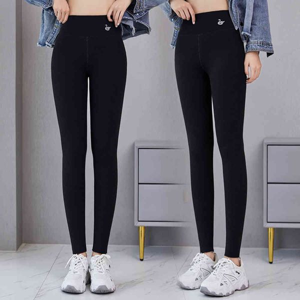 leggings autumn winter thread vertical strip cotton plush thickened high waist abdomen thin outer puncture embroidered, Black
leggings autumn winter thread vertical strip cotton plush thickened high waist abdomen thin outer puncture embroidered, Black