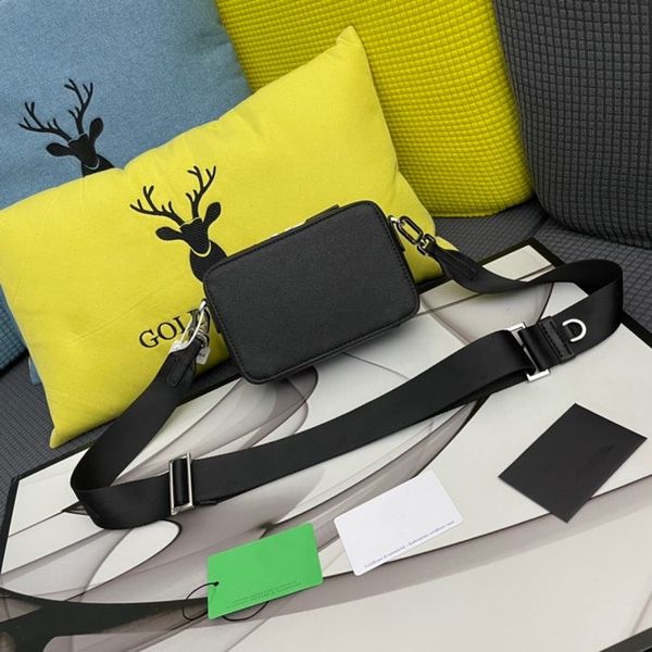 new fashion leather women's shoulder bags fashion bag chain strap messenger bag handbag portable women's small square bag handbag
new fashion leather women's shoulder bags fashion bag chain strap messenger bag handbag portable women's small square bag handbag