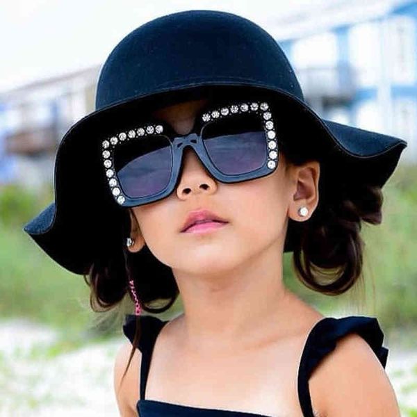 lucky selling good quality diamond square childrens sunglass large frame kids fashion glassfnwa, White;black
lucky selling good quality diamond square childrens sunglass large frame kids fashion glassfnwa, White;black