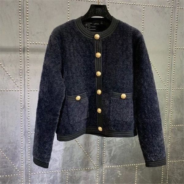 women's jackets fake mink jacket thick warm winter coat 2021 double pockets crew neck single breasted knitted cardigan sweater, Black;brown
women's jackets fake mink jacket thick warm winter coat 2021 double pockets crew neck single breasted knitted cardigan sweater, Black;brown