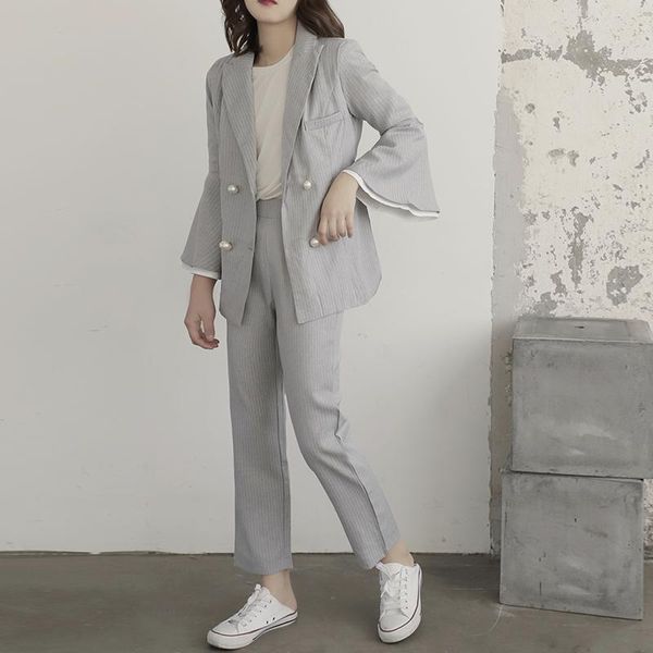 women's suits & blazers lanmrem striped bell sleeves pearl double-breasted femme blazer jacket trousers suit casual simple fashion 2021, White;black
women's suits & blazers lanmrem striped bell sleeves pearl double-breasted femme blazer jacket trousers suit casual simple fashion 2021, White;black