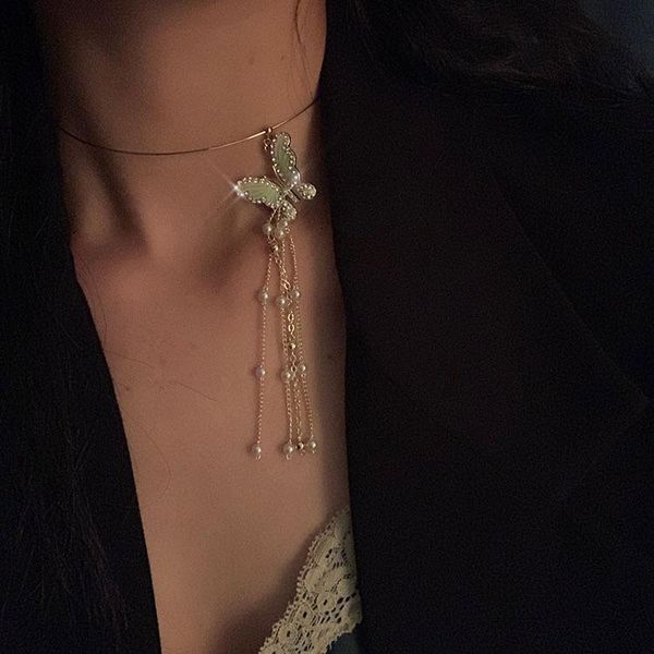 earrings & necklace fashion retro exquisite enamel choker niche butterfly pearl collar high sense trend wild, Silver
earrings & necklace fashion retro exquisite enamel choker niche butterfly pearl collar high sense trend wild, Silver