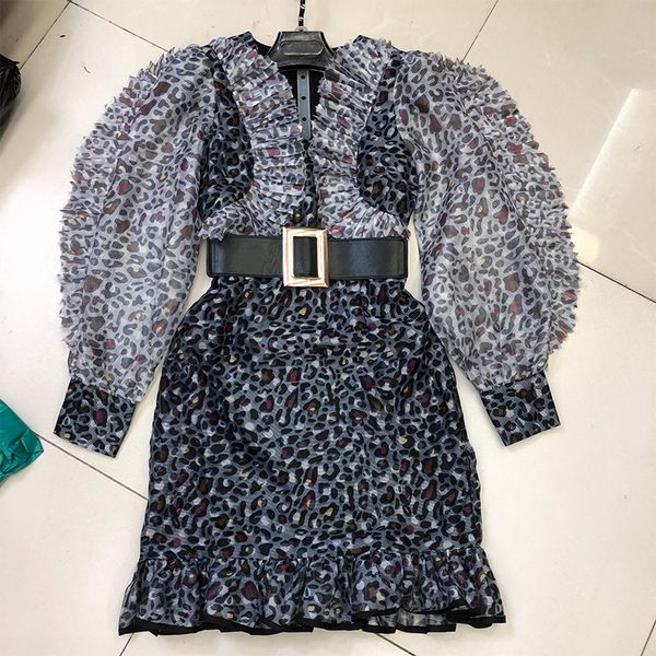 autumn new french niche design vintage printed long sleeve dress puff sleeve womens dress with belt, Black;gray
autumn new french niche design vintage printed long sleeve dress puff sleeve womens dress with belt, Black;gray