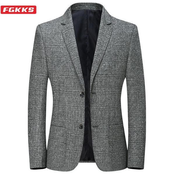 men's autumn winter men stripe suit jacket casual slim fit one-button blazers for blazer male suits &, White;black
men's autumn winter men stripe suit jacket casual slim fit one-button blazers for blazer male suits &, White;black