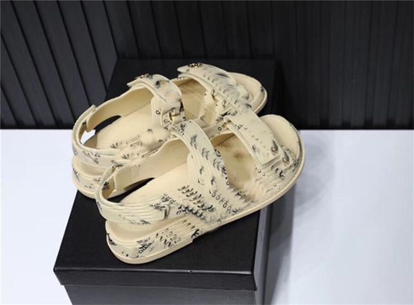 sandals fashion women's casual flat base beach slippers leather shoes female flip flops comfortable sandal c40537, Black
sandals fashion women's casual flat base beach slippers leather shoes female flip flops comfortable sandal c40537, Black