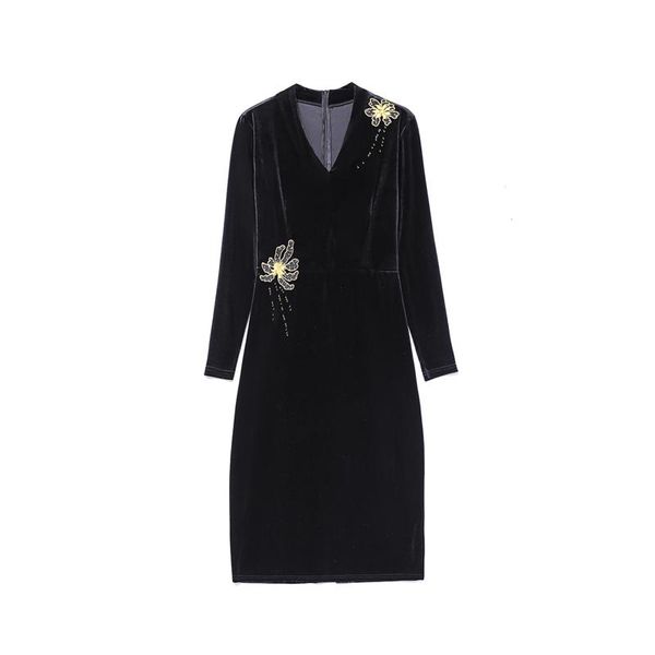 elegant vestido festa v-neck embroidery dress women black long sleeve vestidos autumn cheongsam robes clothes casual dresses, Black;gray
elegant vestido festa v-neck embroidery dress women black long sleeve vestidos autumn cheongsam robes clothes casual dresses, Black;gray