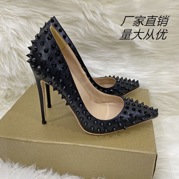 rivet high 12cm pointed thin heel's soft leather shallow mouth single liuding sho, Black
rivet high 12cm pointed thin heel's soft leather shallow mouth single liuding sho, Black