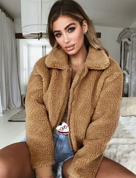 women's jackets 2021 fashion autumn and winter street cardigan jacket ladies plush lapel comfortable slim, Black;brown
women's jackets 2021 fashion autumn and winter street cardigan jacket ladies plush lapel comfortable slim, Black;brown
