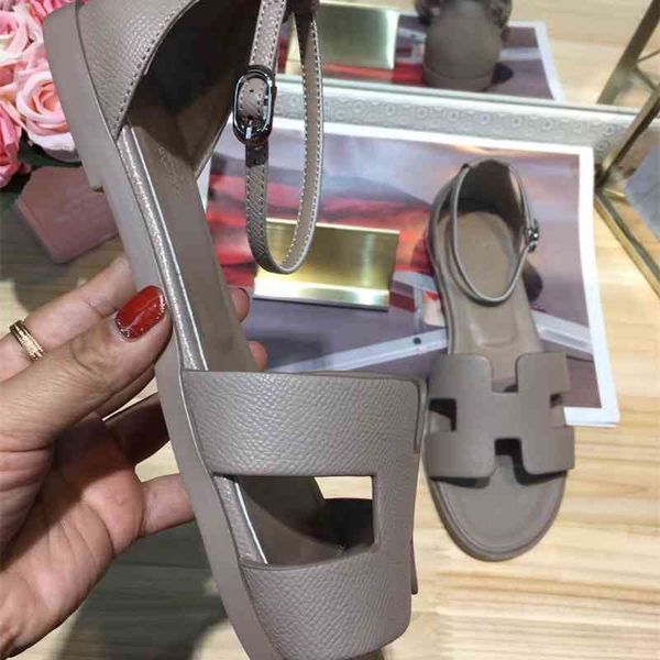 75% off factory outlet sale slippers sals female spring summer 2021 street shoot new. leather versatile hollow flat buckle sandals, Black
75% off factory outlet sale slippers sals female spring summer 2021 street shoot new. leather versatile hollow flat buckle sandals, Black