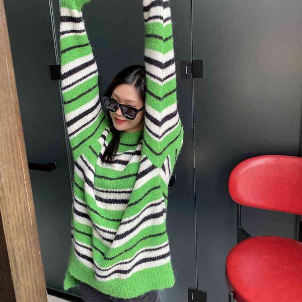 women's sweaters women autumn winter green striped contrast sweater runway clothes fashion o-neck loose all-match pullover jumper overs, White;black
women's sweaters women autumn winter green striped contrast sweater runway clothes fashion o-neck loose all-match pullover jumper overs, White;black