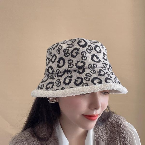 wide brim hats korea ins lamb wool bucket hat fall winter warm fashion letters embroidery panama cap outdoor fedoras fisherman bonnet women, Blue;gray
wide brim hats korea ins lamb wool bucket hat fall winter warm fashion letters embroidery panama cap outdoor fedoras fisherman bonnet women, Blue;gray