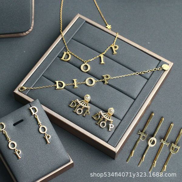 special offer 2021 luxury designer jewelry letter fashion necklace hairpin temperament net red fashionable four piece set, Silver
special offer 2021 luxury designer jewelry letter fashion necklace hairpin temperament net red fashionable four piece set, Silver
