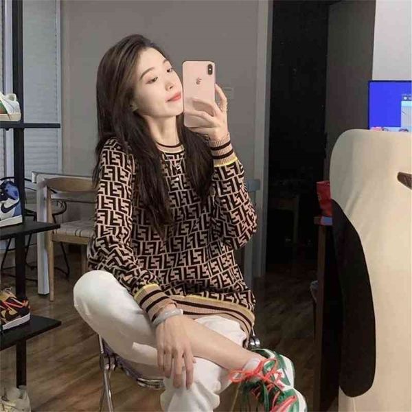 chaopai autumn home full printed jacquard letter knitted high neck sweater versatile men's and women's, Black;brown
chaopai autumn home full printed jacquard letter knitted high neck sweater versatile men's and women's, Black;brown