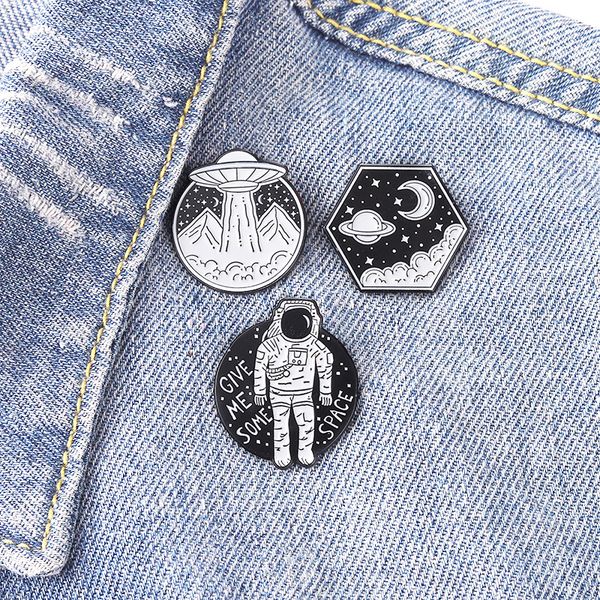 europe astronaut spaceship model brooches star moon planet letter alloy badge jewelry accessories wholesale women geometric clothes cowboy p, Gray
europe astronaut spaceship model brooches star moon planet letter alloy badge jewelry accessories wholesale women geometric clothes cowboy p, Gray