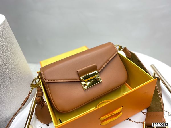 famous lady luxury designers wallets zipper letter plain messenger envelope bags camera clutch bag handbag fashion underarm interior compart, Red;black
famous lady luxury designers wallets zipper letter plain messenger envelope bags camera clutch bag handbag fashion underarm interior compart, Red;black