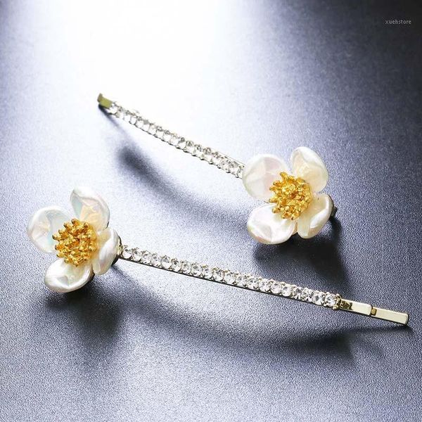 pair cute rhinestone daisy hair clips for women girls flower floral hairpins barrettes bangs clip pins stying accessories1
pair cute rhinestone daisy hair clips for women girls flower floral hairpins barrettes bangs clip pins stying accessories1
