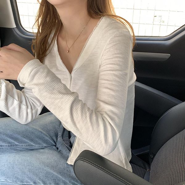 tees t-shirt huang zheng v-neck lace t-shirt women's 2021 autumn korean version gentle slim long sleeve bottomed t88793, White
tees t-shirt huang zheng v-neck lace t-shirt women's 2021 autumn korean version gentle slim long sleeve bottomed t88793, White