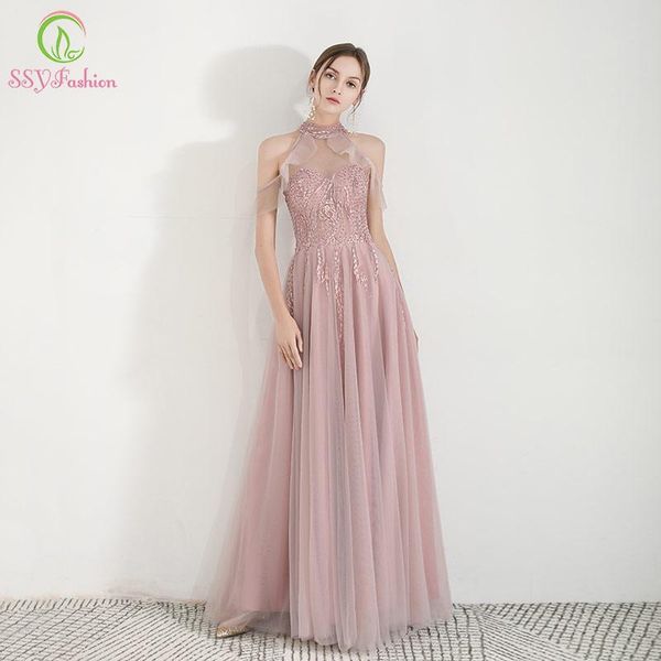 party dresses ssyfashion sweet pink evening dress halter lace appliques floor-length long prom formal gowns vestido de noche, White;black
party dresses ssyfashion sweet pink evening dress halter lace appliques floor-length long prom formal gowns vestido de noche, White;black