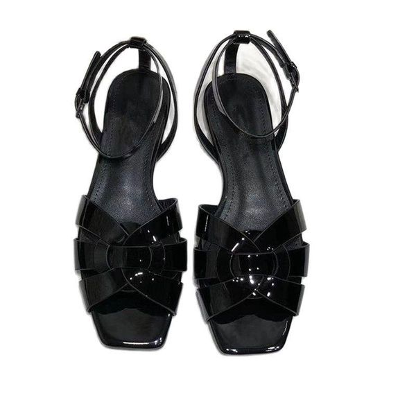 sandals yz3420 weaven black design women's flat fashion ankle straps beach roman shoes for ladies comfortable slides slippers
sandals yz3420 weaven black design women's flat fashion ankle straps beach roman shoes for ladies comfortable slides slippers