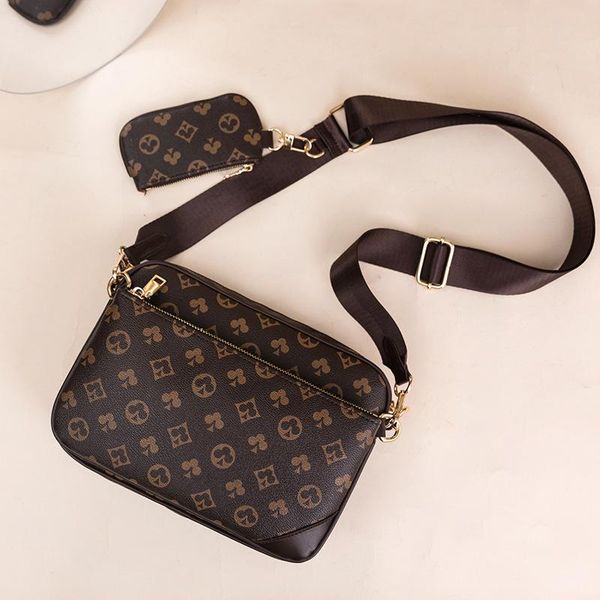 wallets fashion brown printed men's messenger bag, multi-accessory strap, shoulder male classic zipper business satchel, Red;black
wallets fashion brown printed men's messenger bag, multi-accessory strap, shoulder male classic zipper business satchel, Red;black