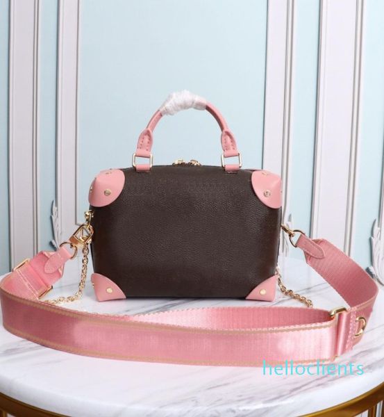 fashion handbag luxury women's soft box medieval era messenger bag chain shoulder strap show style
fashion handbag luxury women's soft box medieval era messenger bag chain shoulder strap show style
