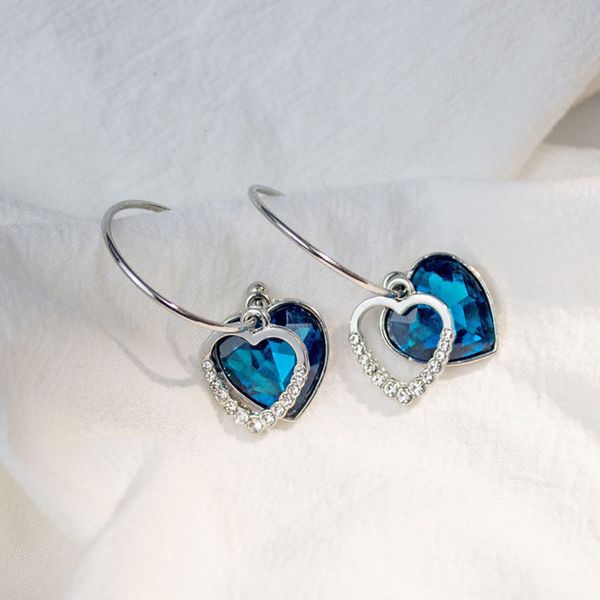 heart of the sea temperament advanced sense heart-shaped love fashion versatile s925 silver needle earrings female, Black
heart of the sea temperament advanced sense heart-shaped love fashion versatile s925 silver needle earrings female, Black