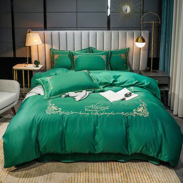 bedding sets luxury embroidery set satin silky bed duvet cover flat/fitted sheet pillwocases king size spring/summer
bedding sets luxury embroidery set satin silky bed duvet cover flat/fitted sheet pillwocases king size spring/summer