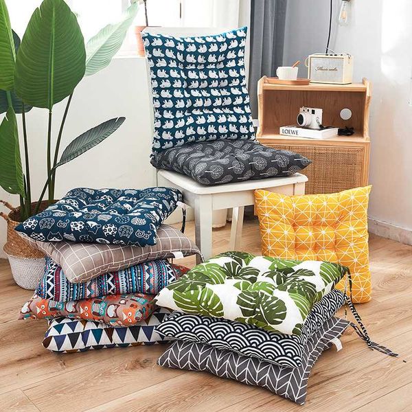 cushion/decorative pillow square shape printing seat cushion pilow silk cotton filling tatami mat for car office sofa bed home decor
cushion/decorative pillow square shape printing seat cushion pilow silk cotton filling tatami mat for car office sofa bed home decor