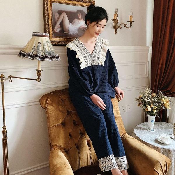 vintage pure women sleepwear cotton womens pajamas sets sweet female comfortable soft long sleeve pyjamas lace exquisite embroidery suits, Black;red
vintage pure women sleepwear cotton womens pajamas sets sweet female comfortable soft long sleeve pyjamas lace exquisite embroidery suits, Black;red