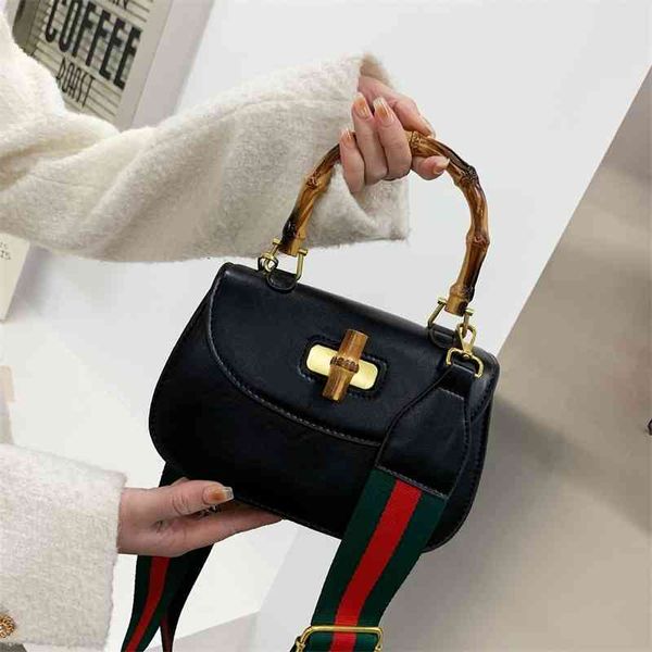 factory shop spring super fashion street hand-in-hand single shoulder diagonal cross foreign style solid color buckle bag
factory shop spring super fashion street hand-in-hand single shoulder diagonal cross foreign style solid color buckle bag