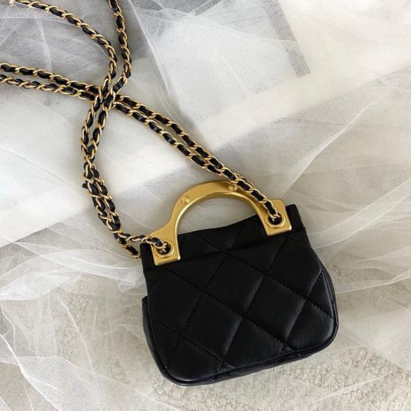evening bags 2021 est retro luxury trendy women's mini square chain casual all-match shoulder party classic ladies handbags
evening bags 2021 est retro luxury trendy women's mini square chain casual all-match shoulder party classic ladies handbags
