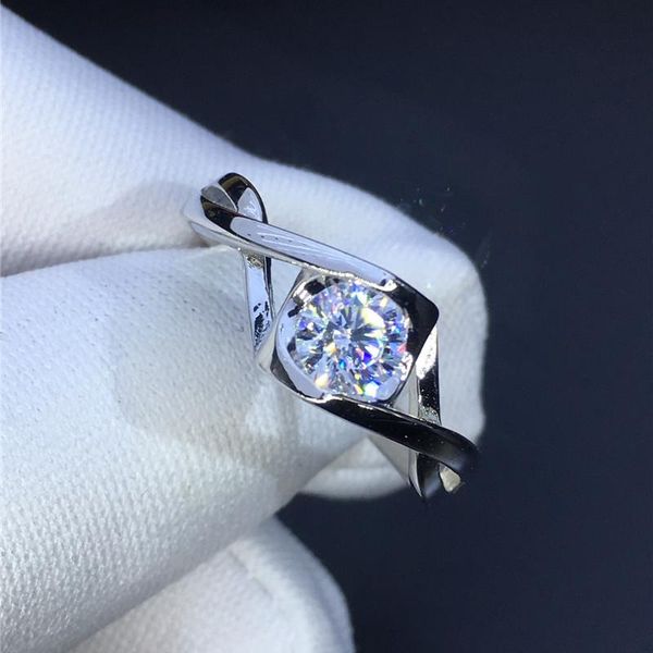 cluster rings silver excellent cut 0.5-1 diamond test passed d color good clarity moissanite angel heart ring 925 party jewelry, Golden;silver
cluster rings silver excellent cut 0.5-1 diamond test passed d color good clarity moissanite angel heart ring 925 party jewelry, Golden;silver