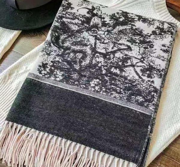 2021 high qualtiy print animal cashmere brand scarf for women designer luxury long scarves with silver thread shawls wrap, Blue;gray
2021 high qualtiy print animal cashmere brand scarf for women designer luxury long scarves with silver thread shawls wrap, Blue;gray