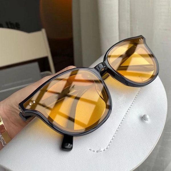 fashion sunglasses women 2021 designer luxury man/women cat eye sun glasses classic vintage uv400 outdoor, White;black
fashion sunglasses women 2021 designer luxury man/women cat eye sun glasses classic vintage uv400 outdoor, White;black