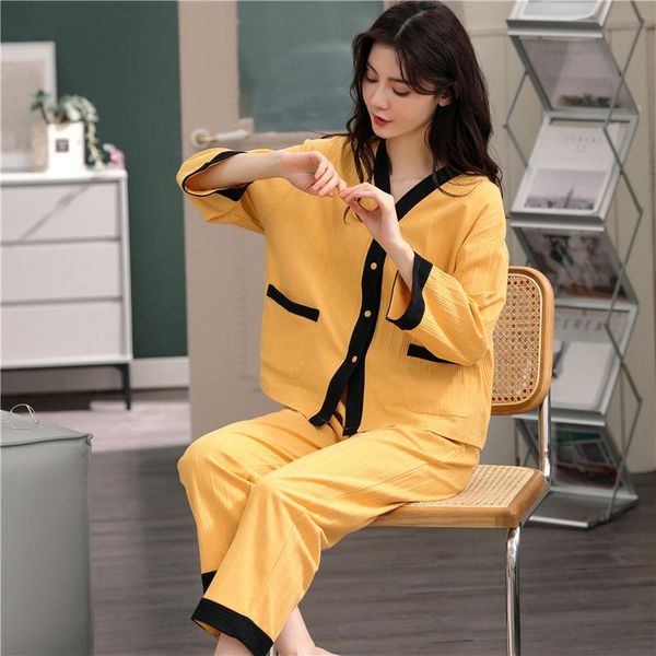 ladies spring and autumn long sleeves pure cotton cardigan casual solid color home dress two sets women's sleepwear, Black;red
ladies spring and autumn long sleeves pure cotton cardigan casual solid color home dress two sets women's sleepwear, Black;red